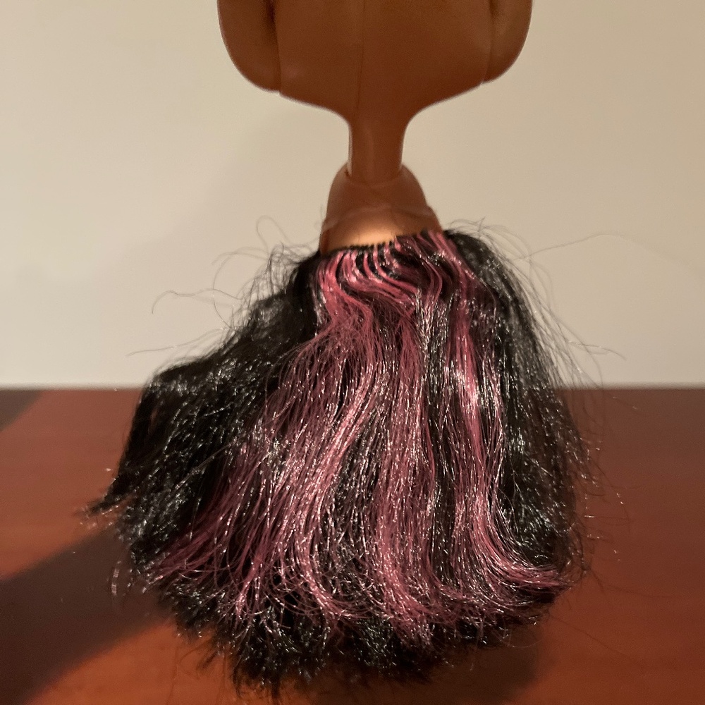 Barbie Doll HTF 2008 Top Model Hair Wear Teresa, Mattel - Picture 10 of 10